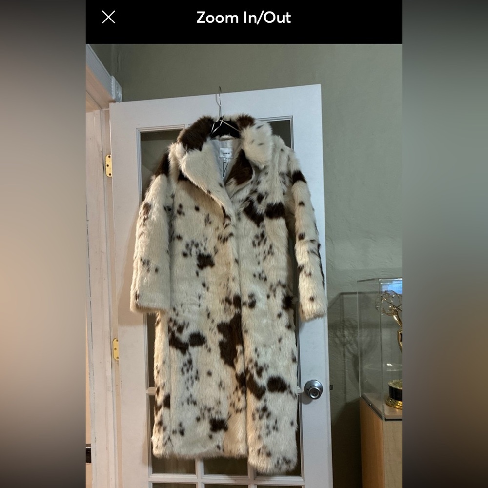 Jason Wu Cream and Brown Faux Fur Coat Medium New With Tag - Picture 2 of 9